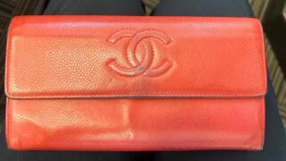 CHANEL キャビアスキン 長財布高価買取