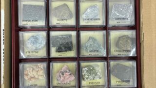 地球の鉱物コレクション 買取